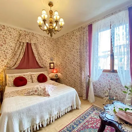 Bed & Breakfast Romantica Con Giardino In Dimora Storica - Palazzo Robicci *
