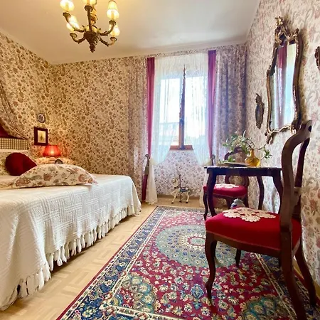 Bed & Breakfast Romantica Con Giardino In Dimora Storica - Palazzo Robicci Castiglion Fiorentino