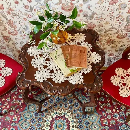Bed & Breakfast Romantica Con Giardino In Dimora Storica - Palazzo Robicci *