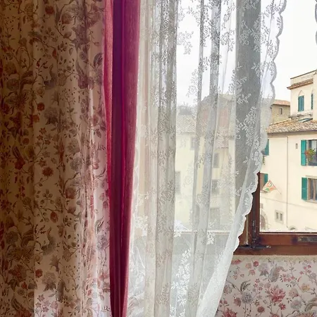 Romantica Con Giardino In Dimora Storica - Palazzo Robicci Nocleg ze śniadaniem 3*