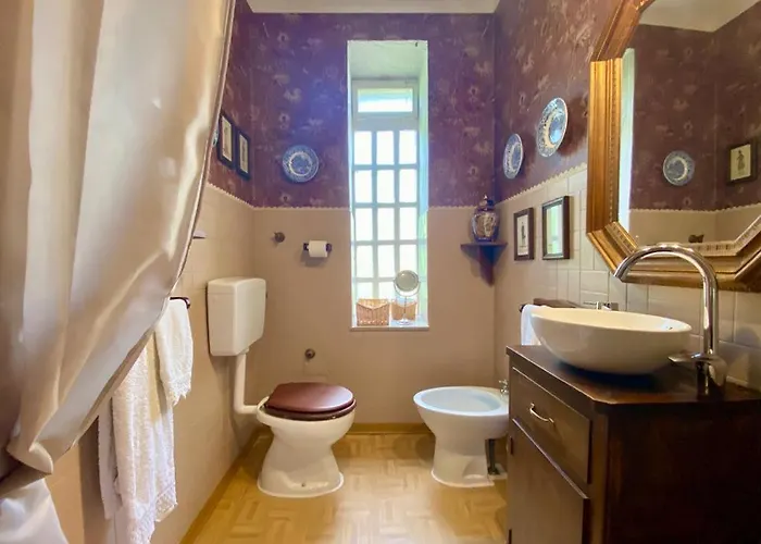 Romantica Con Giardino In Dimora Storica - Palazzo Robicci Bed & Breakfast 3*